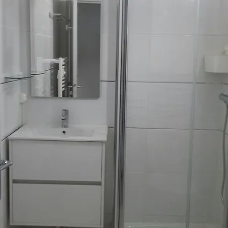Les Oceanes Apartment *